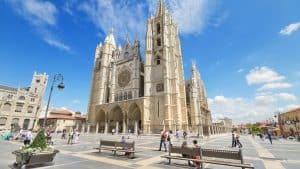 Het weer in León, Spanje in april 2025