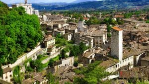 Het weer in Gubbio, Italië in april 2025