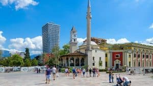 Het weer in Tirana, Albanië in december 2025