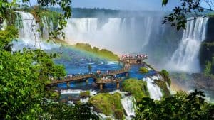 Weer in Puerto Iguazú, Argentinië in oktober 2025: temperatuur, zon en neerslag