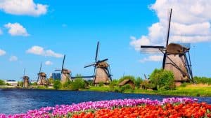 Het weer in Kinderdijk, Nederland in december 2025