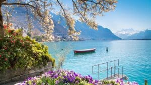 Weer in Montreux in april 2025: temperatuur, zon en neerslag