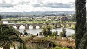 Het weer in Badajoz, Spanje in december 2025